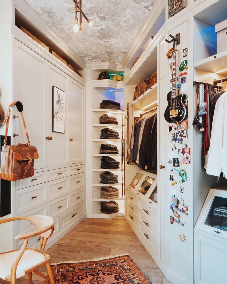 Освещение в гардеробной комнате