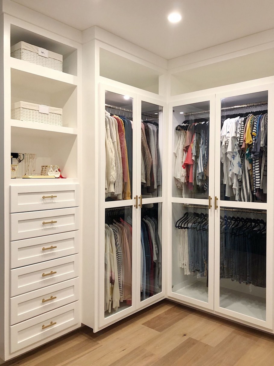 Хоз комната с гардеробной