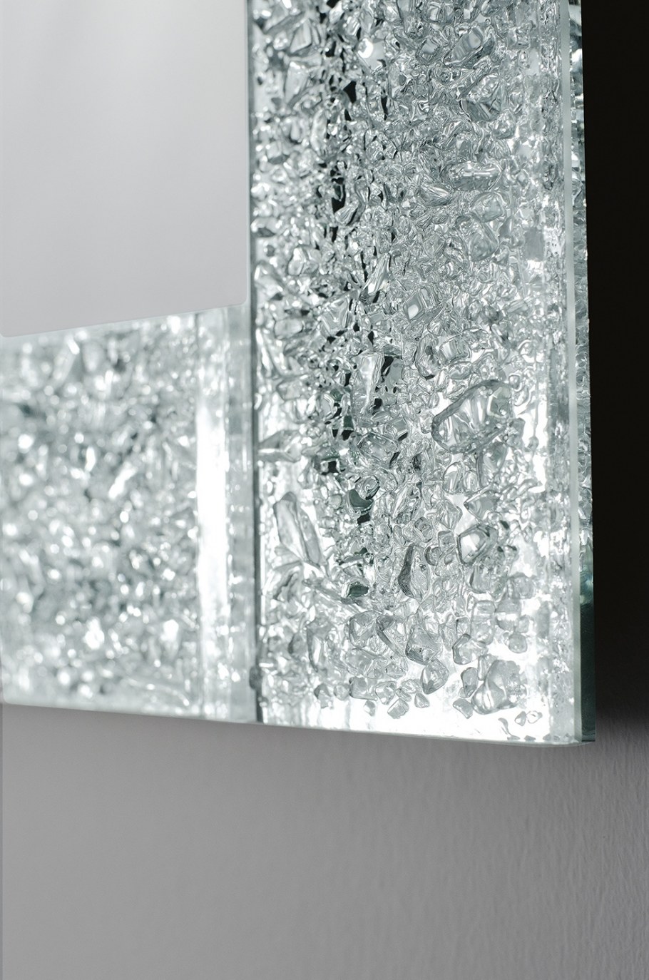 Плитка со стеклянной крошкой