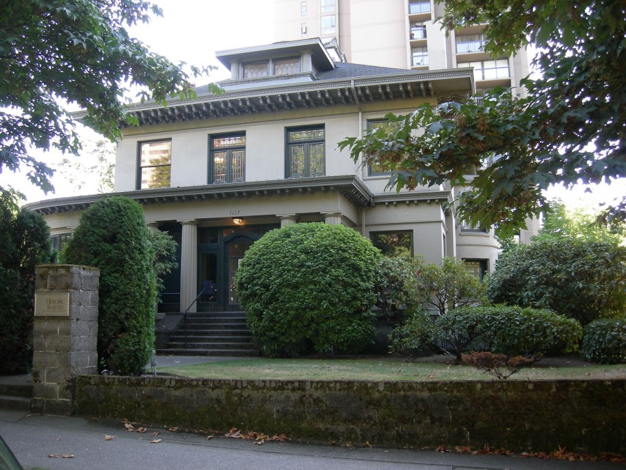 Архитектурный стиль американский четырехугольник