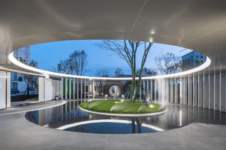 Атриум в ландшафте