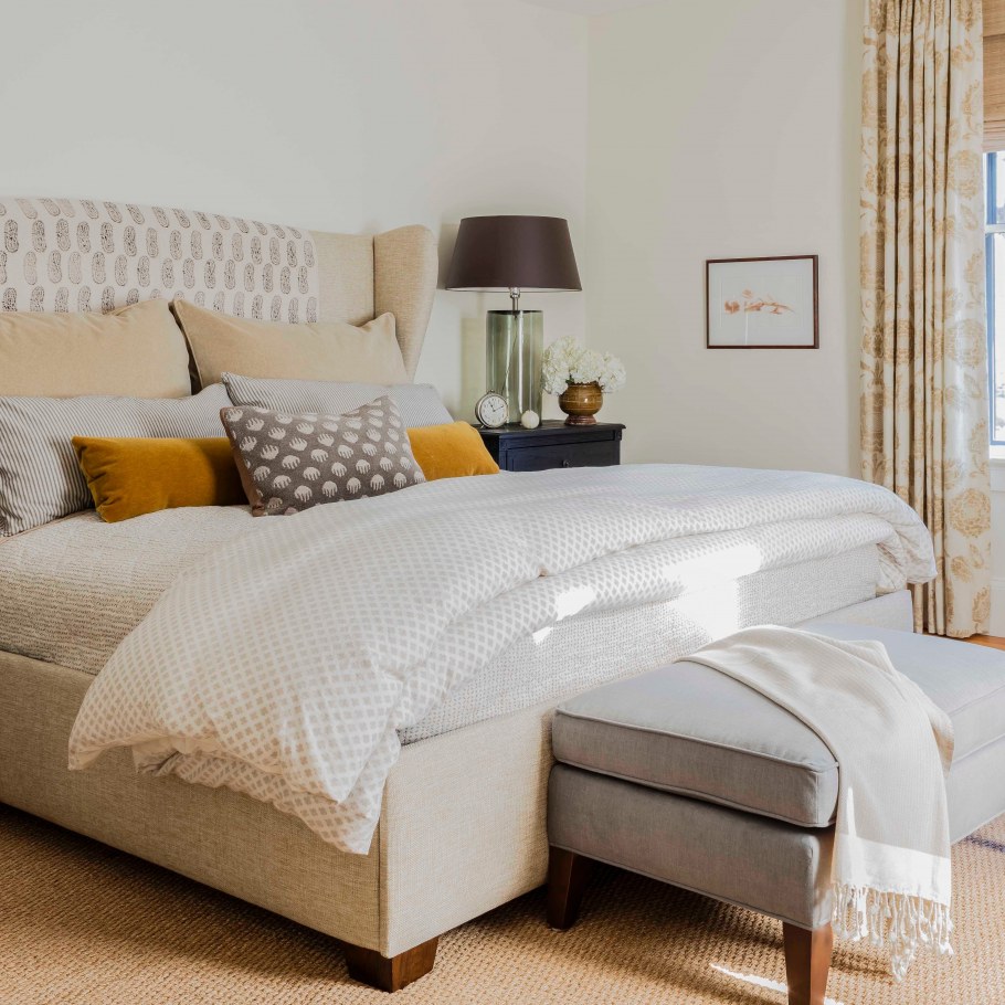 Сочетание цветов в интерьере спальни бежевый