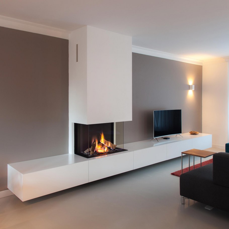 Камин современный высокий в гостиную