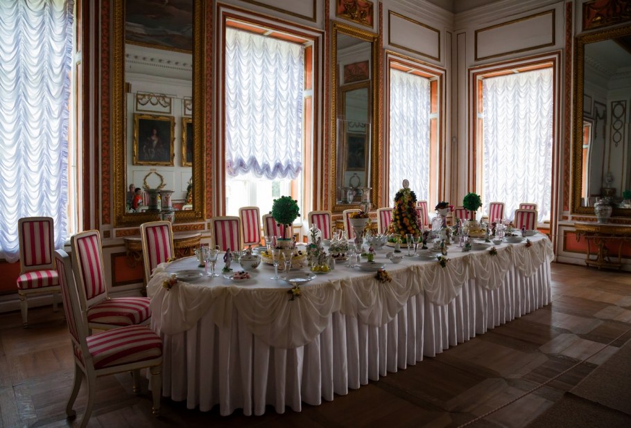 Итальянский домик Кусково внутри