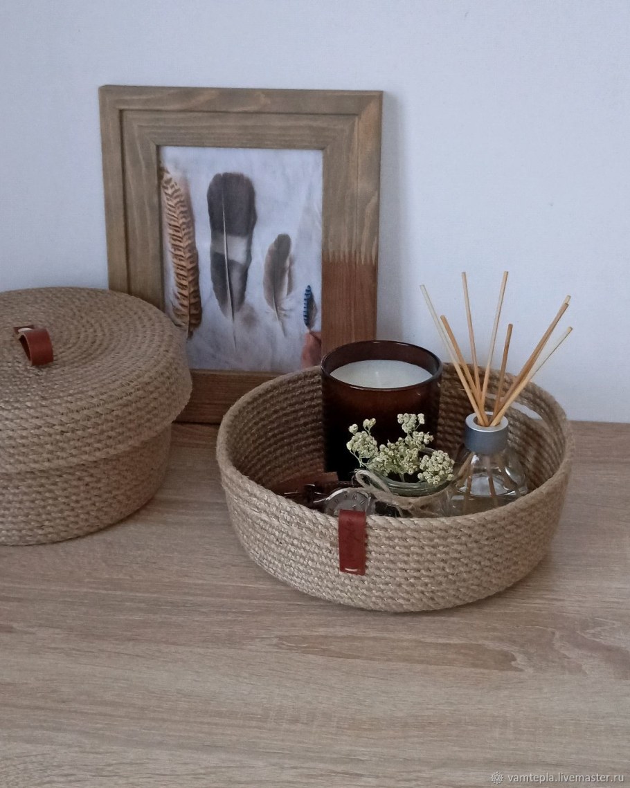 Интерьерные корзины из джута