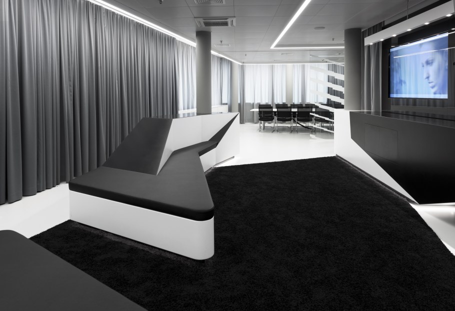 Тёмный интерьер в футуристическом стиле