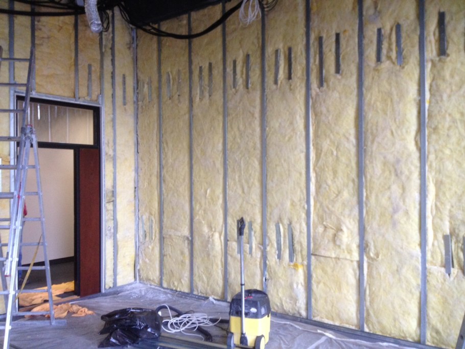 Шумоизоляция квартиры материалы для стен и потолков своими руками