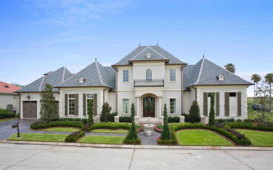 Дом в стиле французский Ренессанс