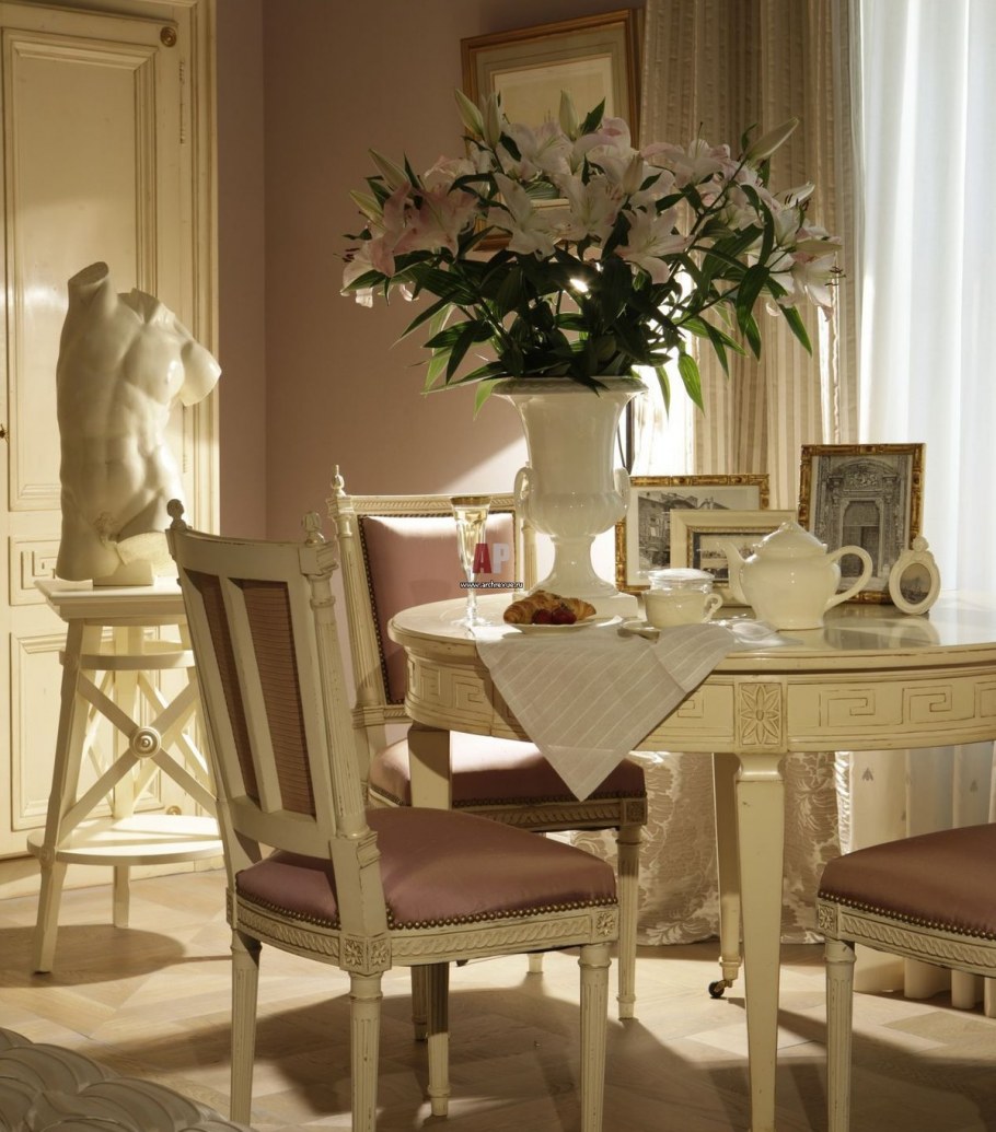 Столовая в стиле русской усадьбы