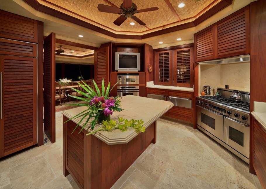 Кухни с жалюзийными фасадами в Леруа Мерлен