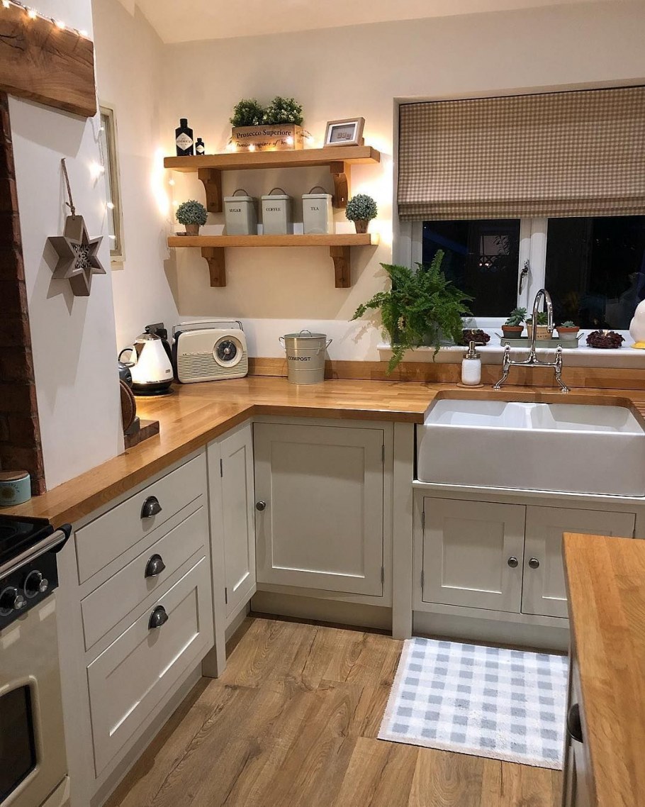 Дверцы ставни для шкафа