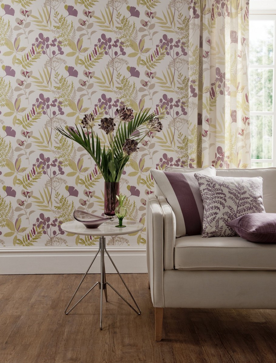 Отделка стен обоями