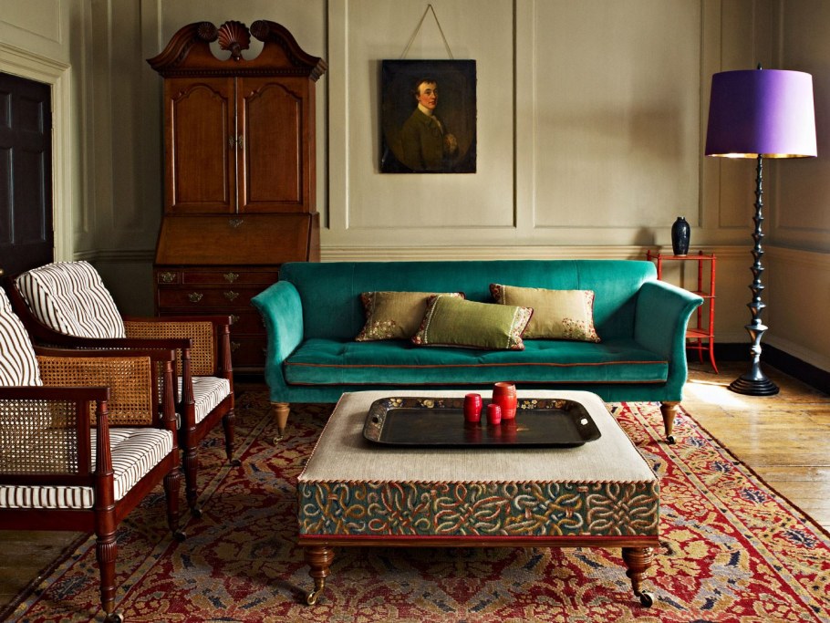 Интерьер с бирюзовым ковром