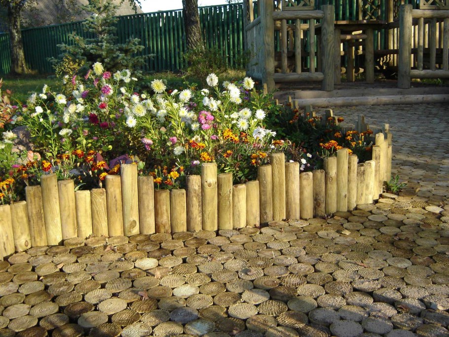 Металлические ограждения для клумб и газонов