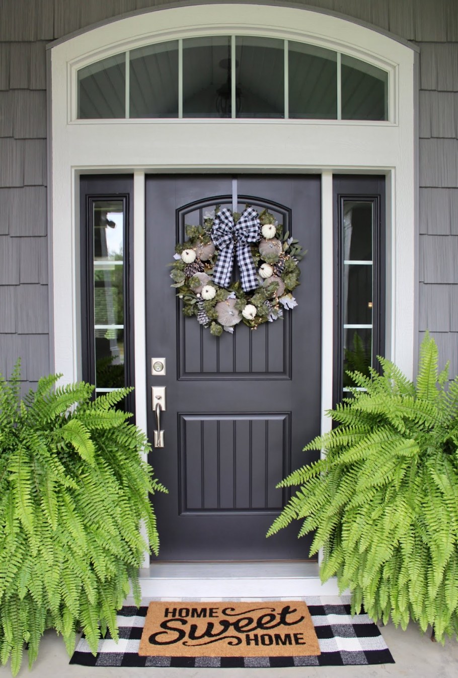 Летнее украшение крыльца