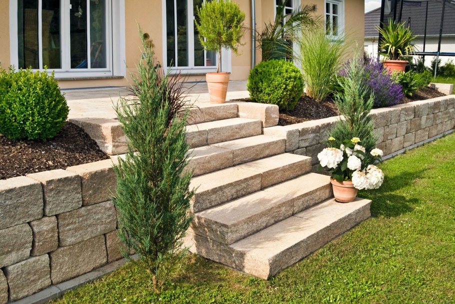 Петуния каскадная Королевская клумба