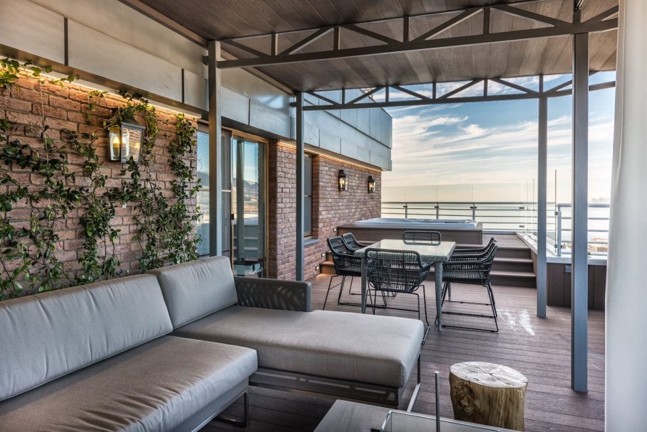 Веранда в стиле лофт