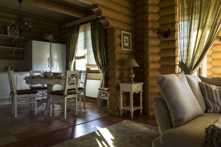 Интерьер в срубовом доме