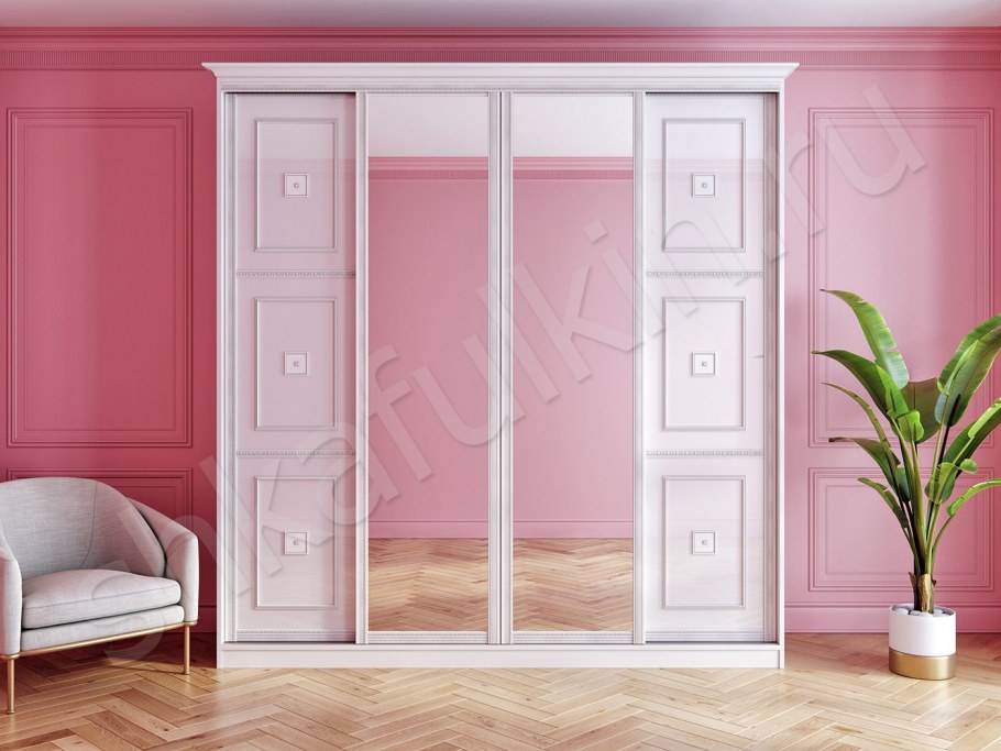 Шкаф купе с молдингами