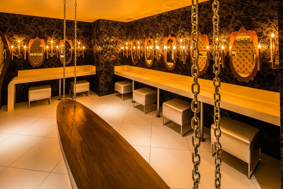 Клубный дом внутри