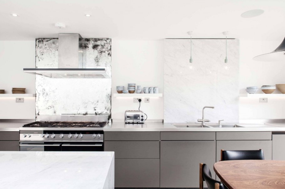 Кухонный фартук без верхних шкафов