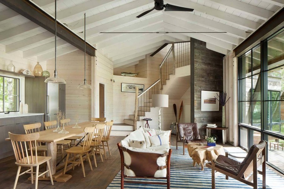 Дом у озера интерьер