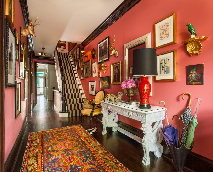 Коридор в стиле Китч