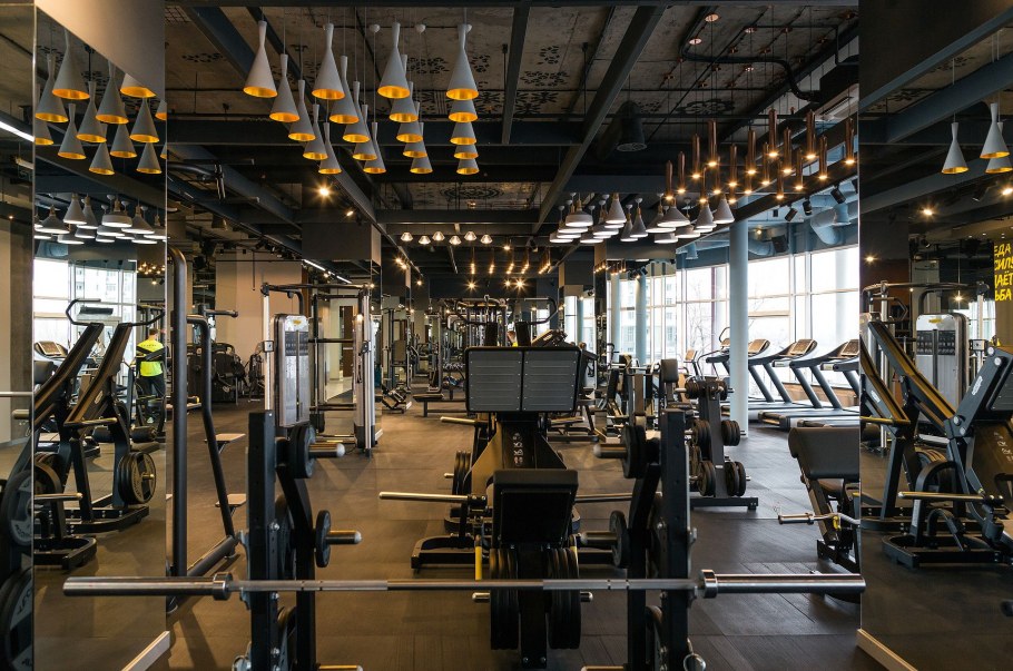 Тренажерный зал интерьер