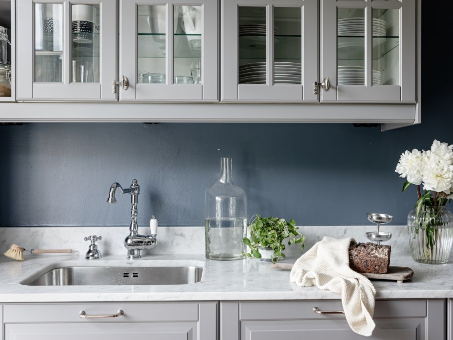 Grey Walls in the Kitchen