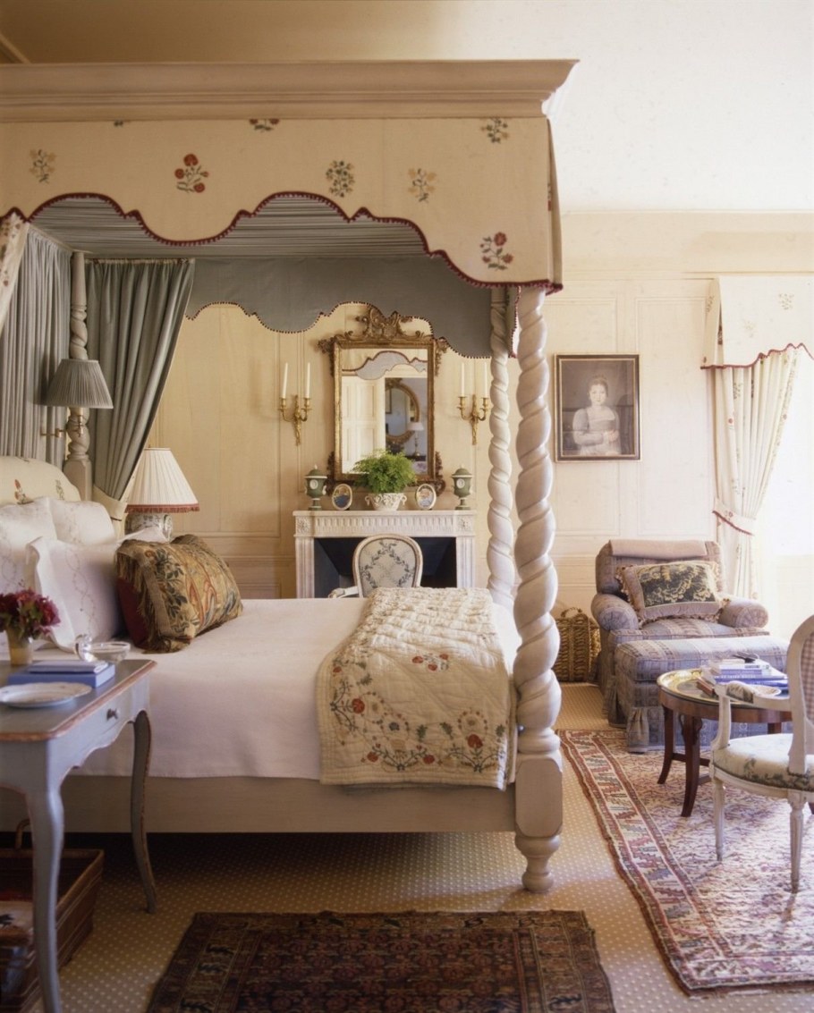 Кровать во французском стиле