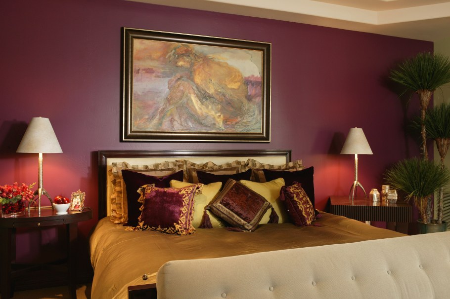 Подобрать картину в спальню