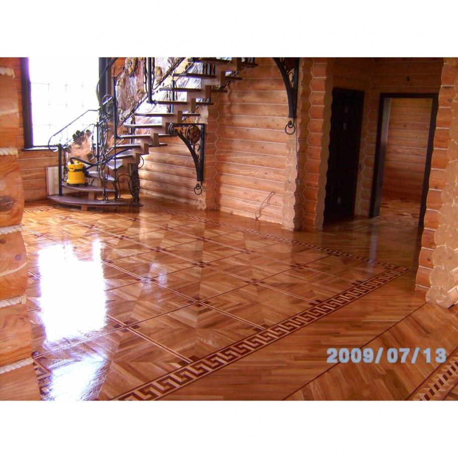 Керамогранит для пола в бревенчатом доме