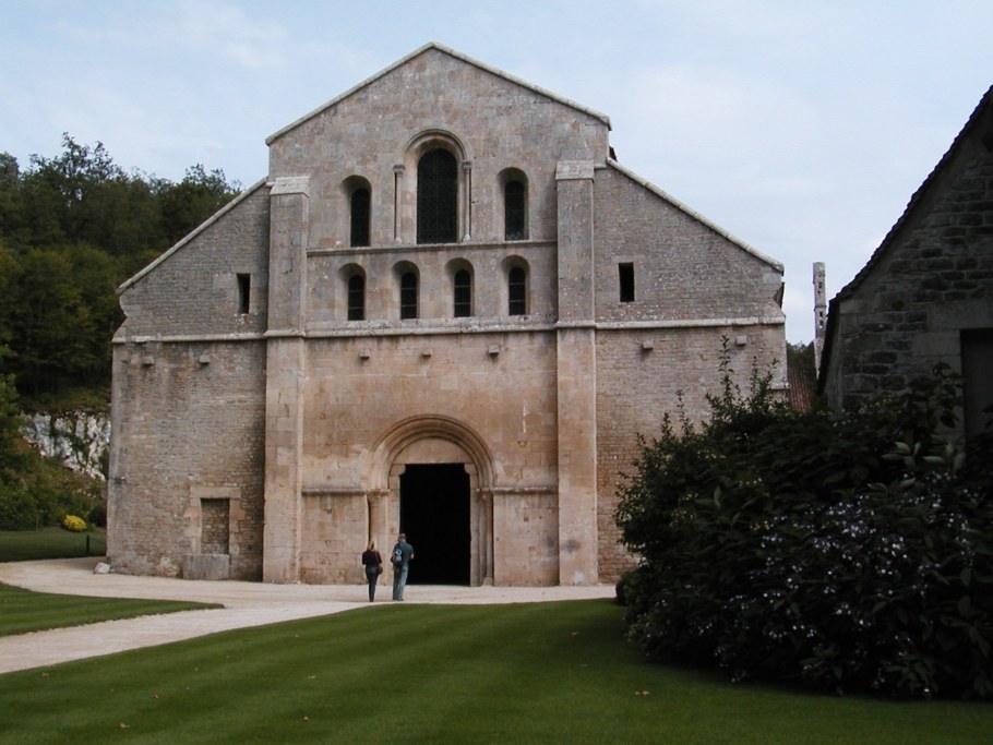 Монастырь Фонтене в Бургундии