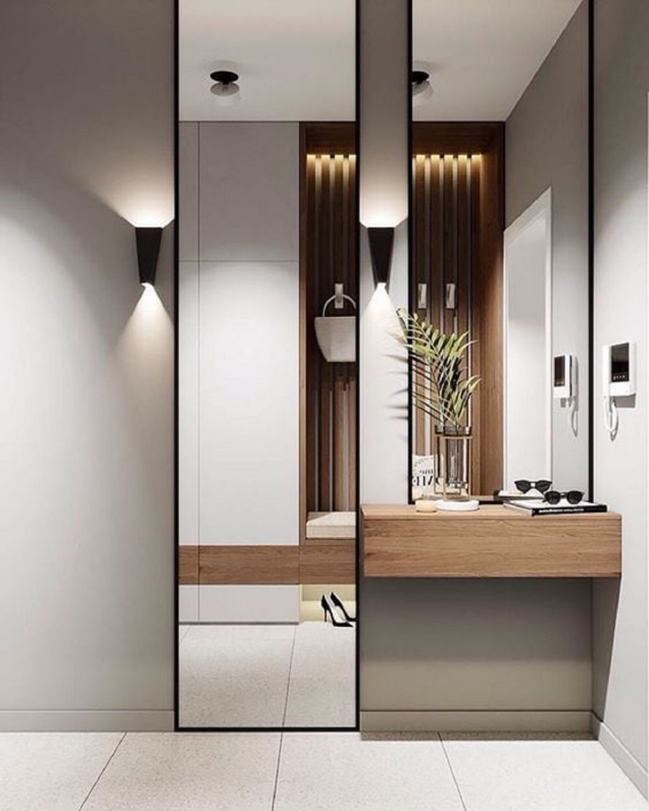 Прихожая стильная современная