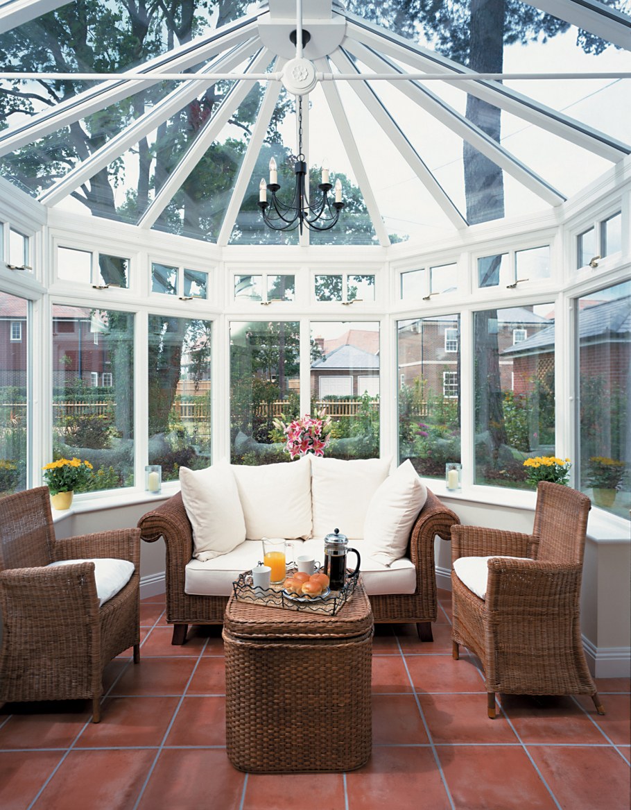 Плетёная мебель для зимнего сада