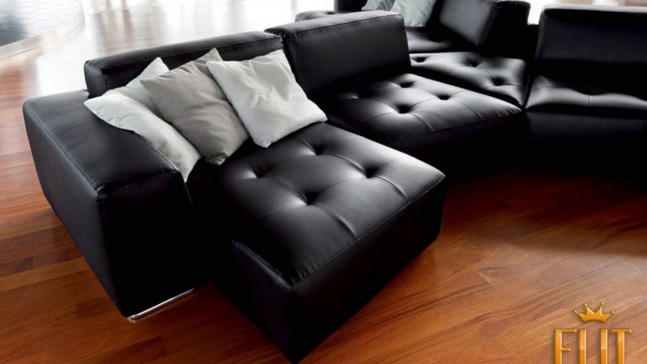 Черный кожаный диван кастинг