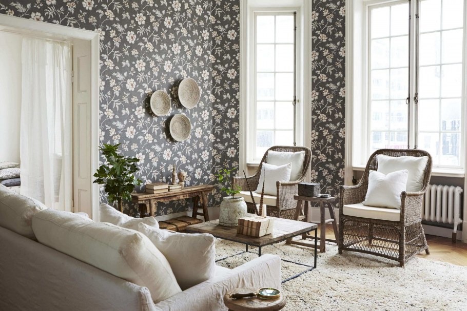 Шторы в белую спальню