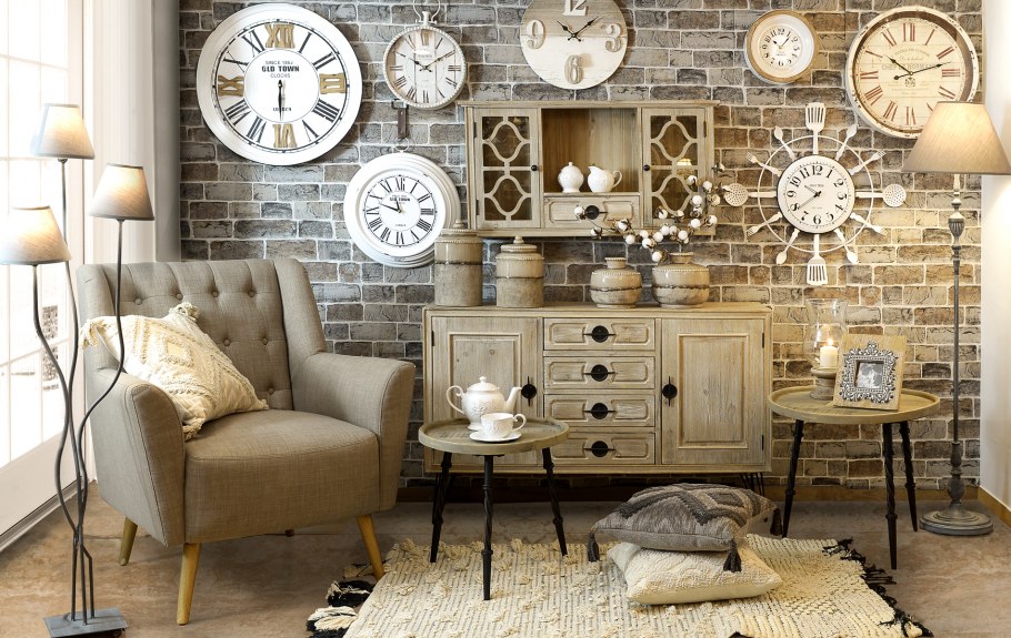 Настенные часы в интерьере кухни