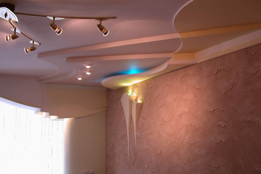 Рельефный потолок из гипсокартона