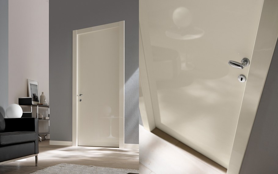 Кремовые современные двери в интерьере