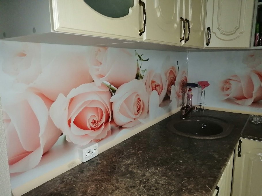 Фартук для кухни розы