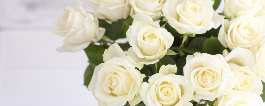 Кухня розовый перламутр