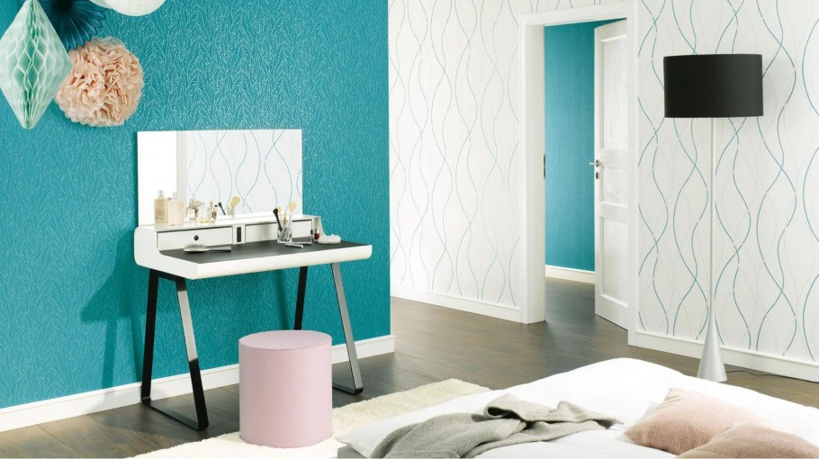 Покраска стен в спальне