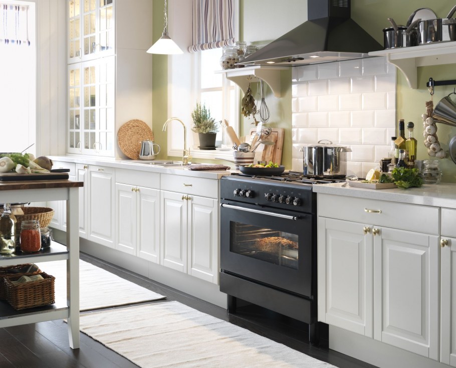 Икеа Будбин с белой духовкой