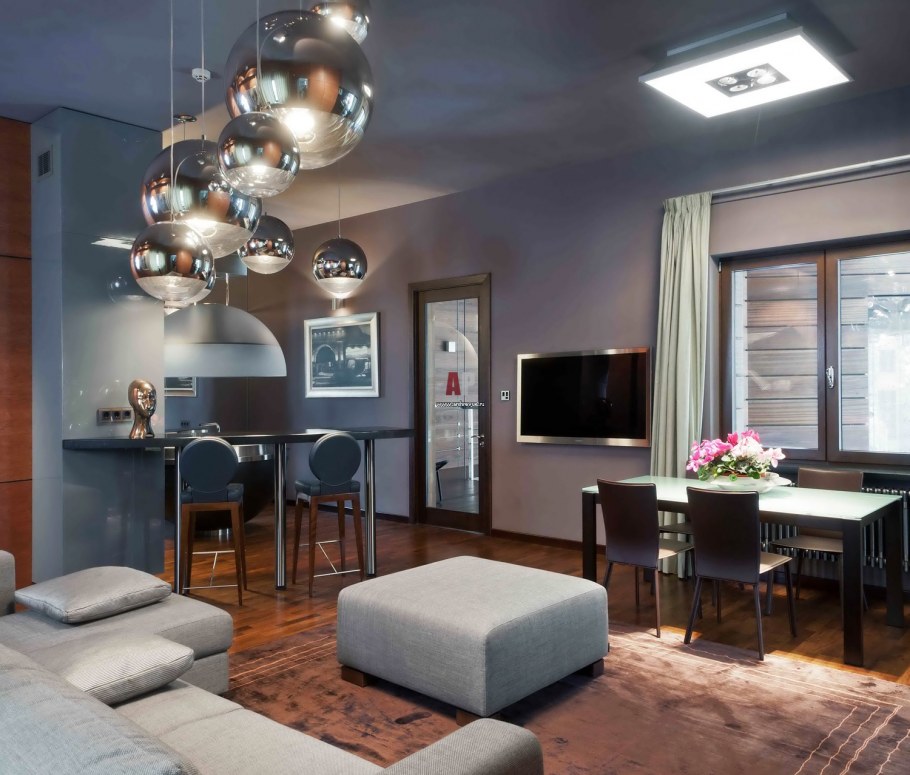 Люстры в квартиру студию