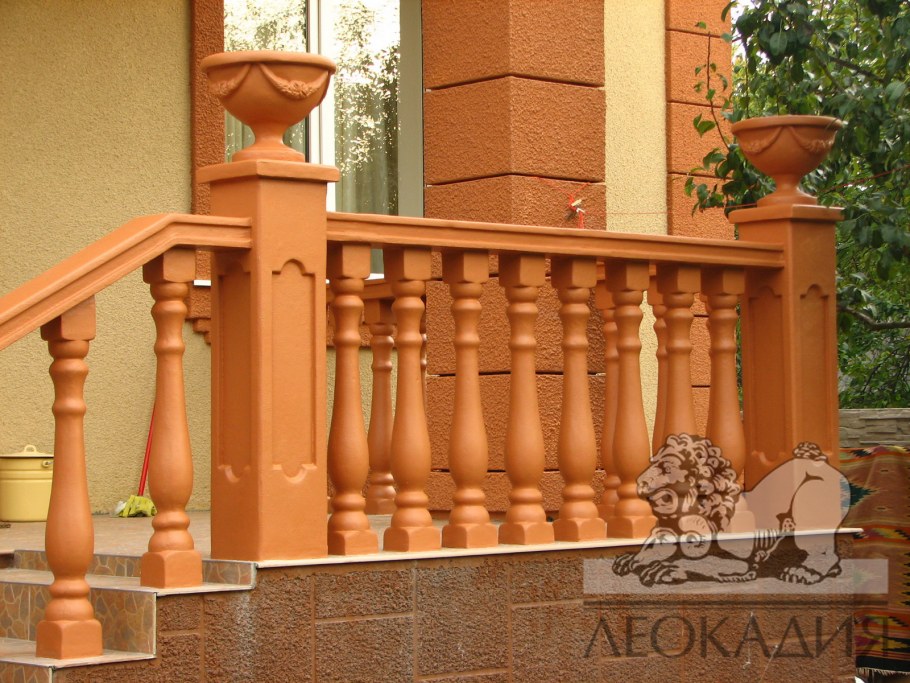 Балясины для крыльца из дерева