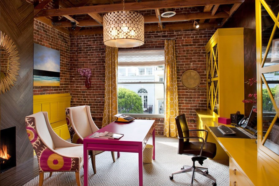 Желтый цвет в стиле лофт в интерьере