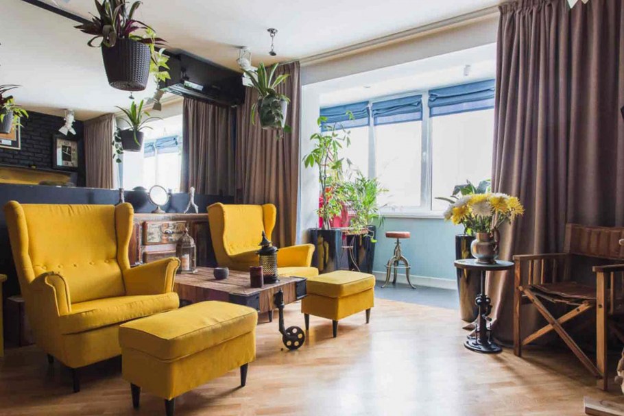 Кресла в интерьере Фьюжн