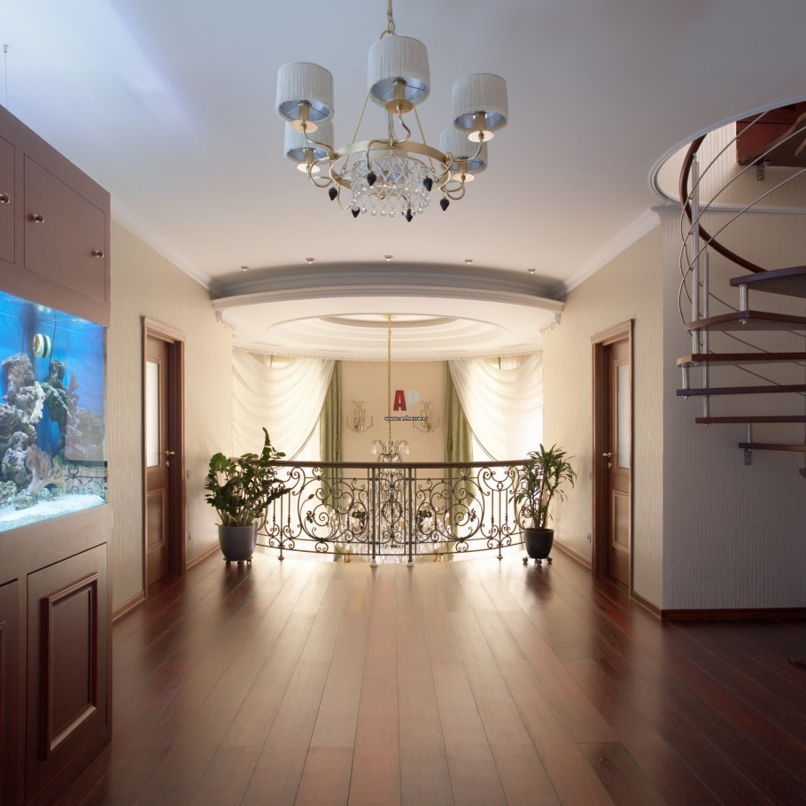Интерьер холла 2 этажа в частном доме