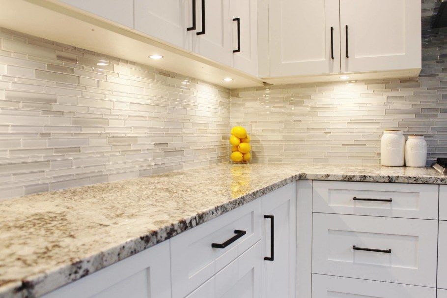 Кухонный фартук из мозаичной плитки